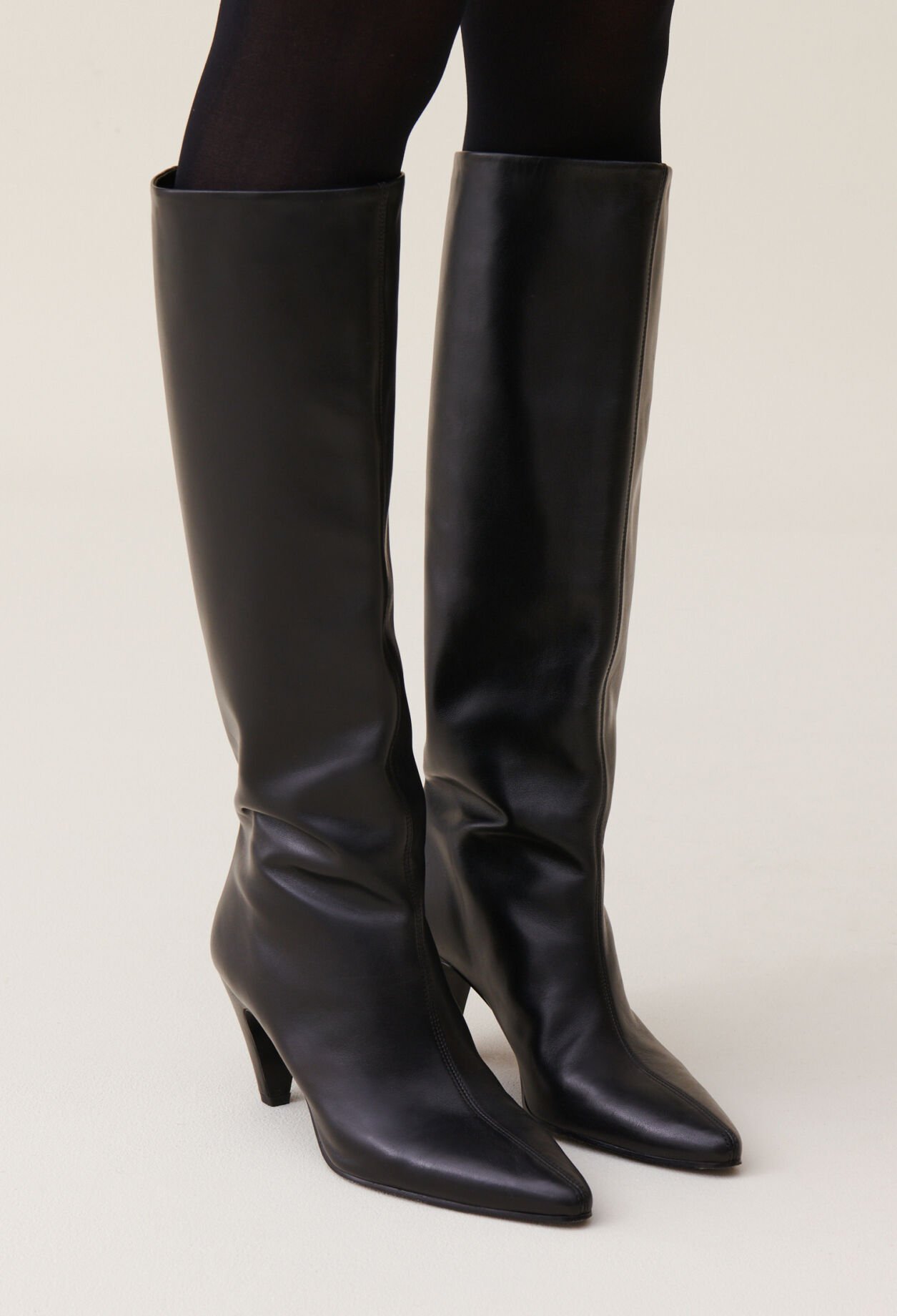 Botas altas de piel