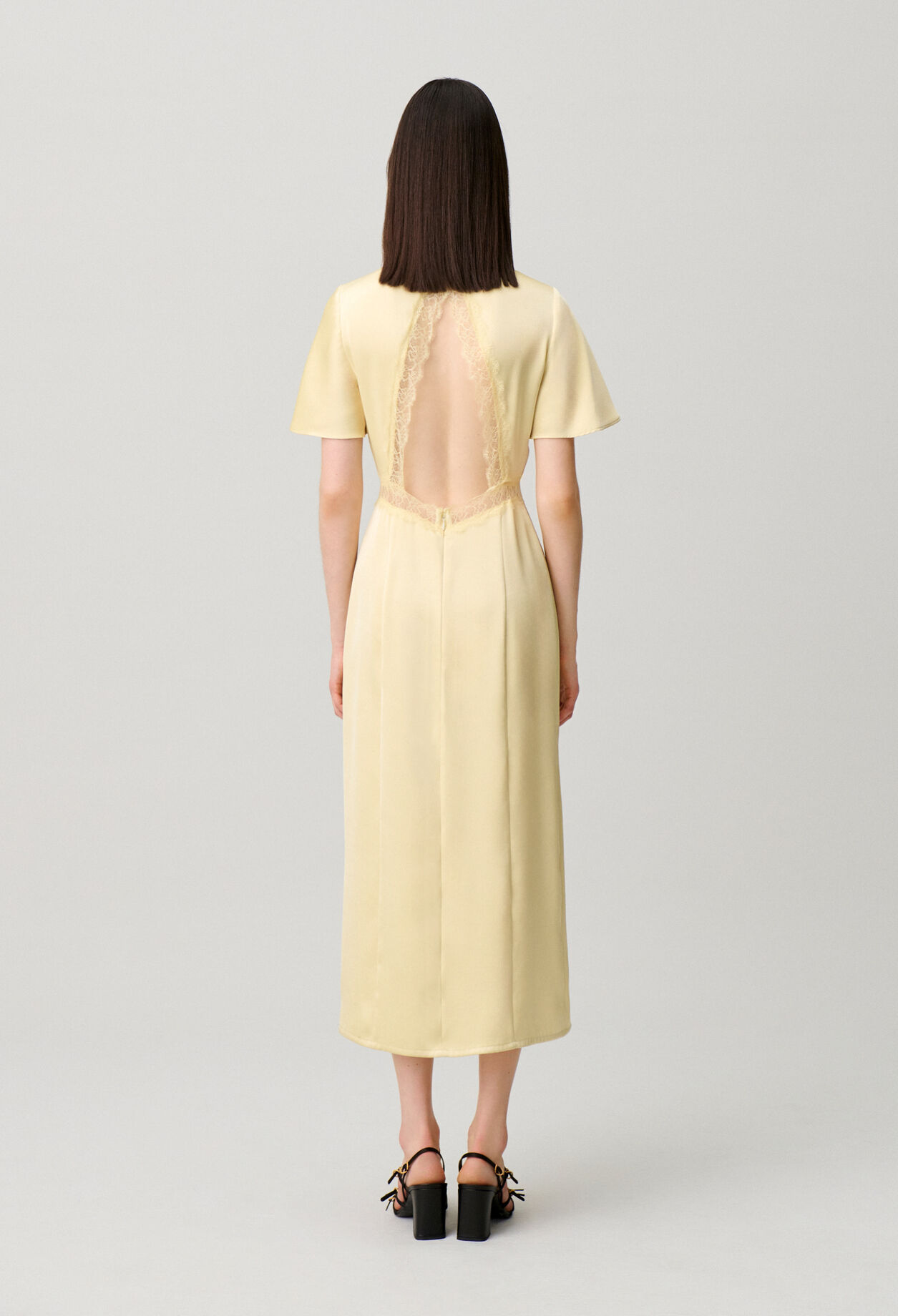 Vestido satinado encaje sin espalda