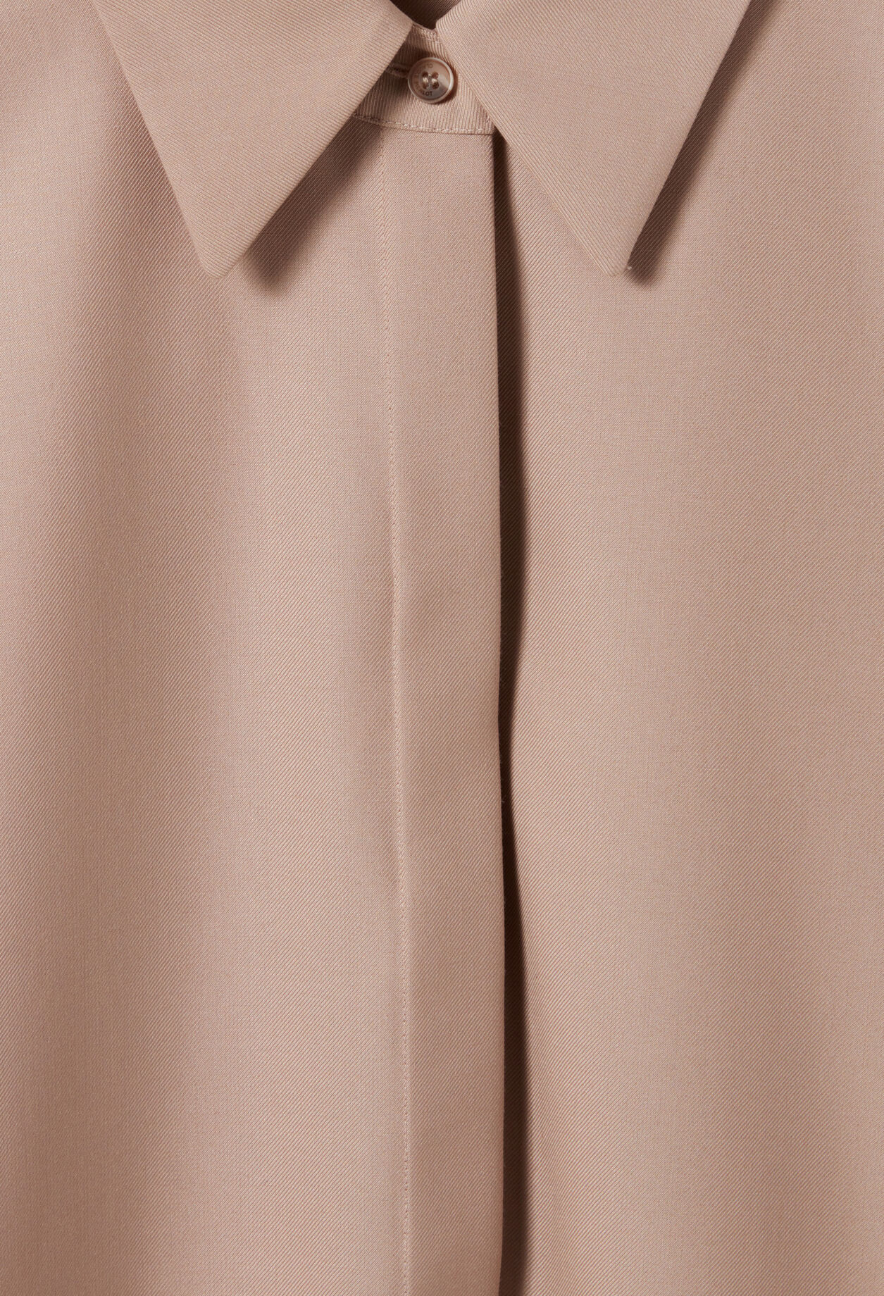 Camisa oversize plisada