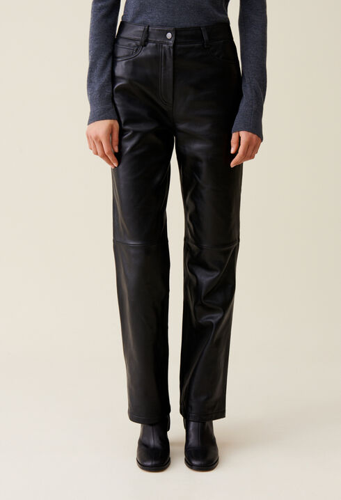 Pantalón recto de cuero