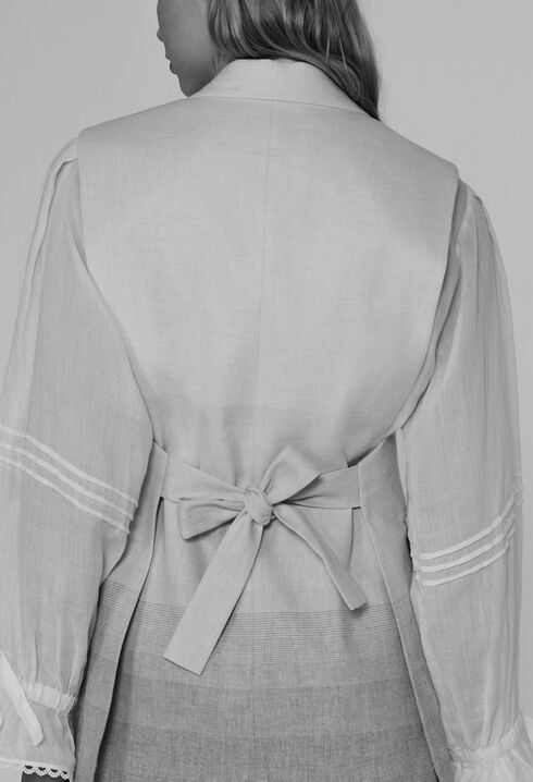 Chaqueta sastre dos tonos sin mangas