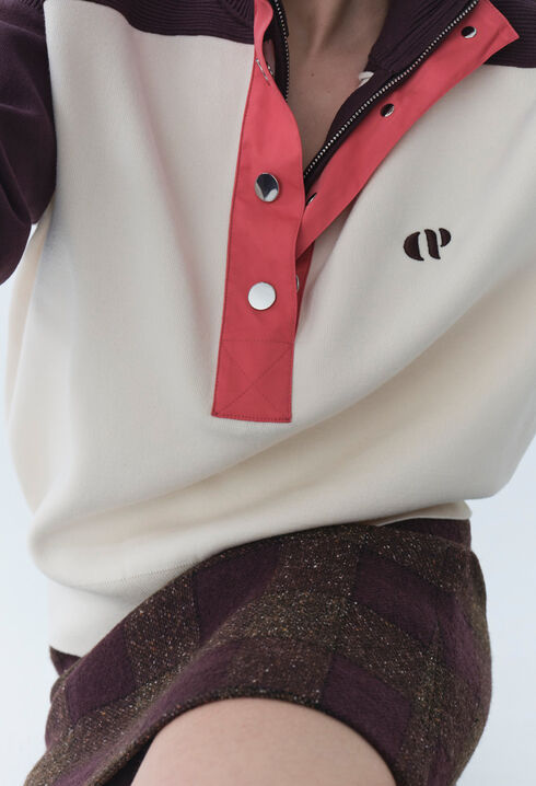 Sudadera Minimum con cuello alto