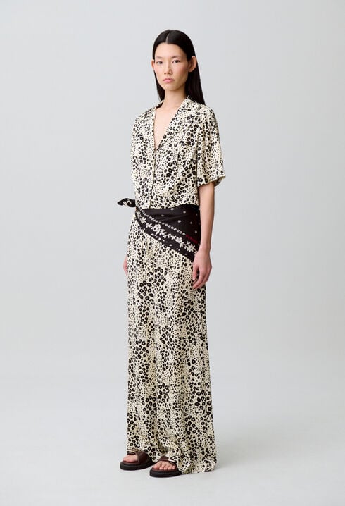 Camisa de satén estampado animal