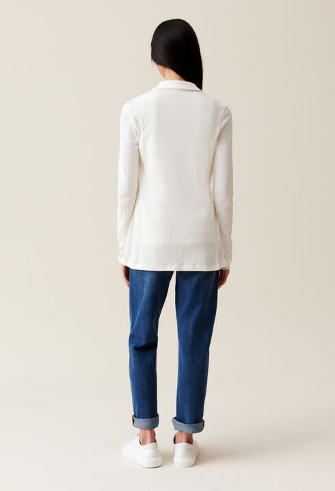 Top crudo con cuello de camisa