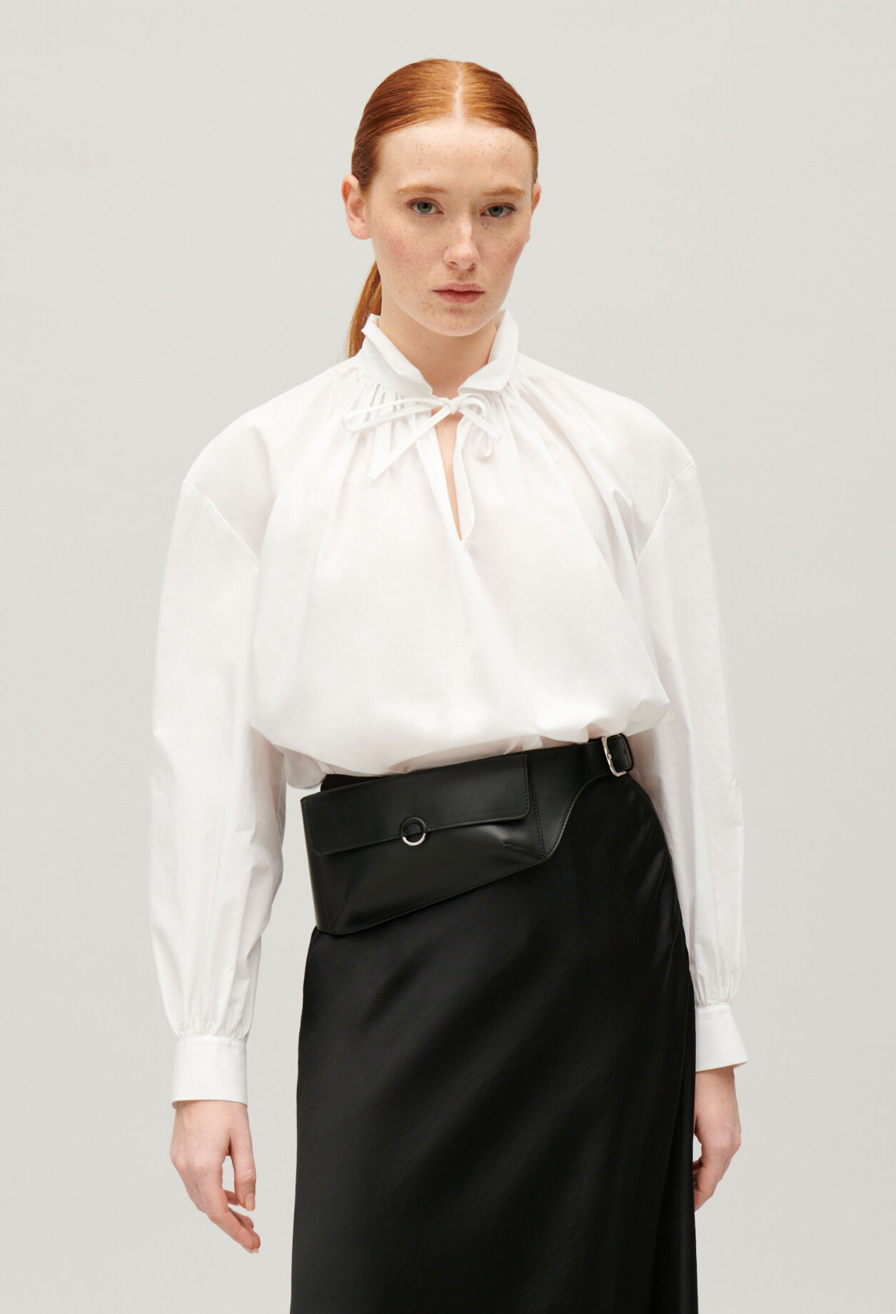 Bolso cinturón cuero negro