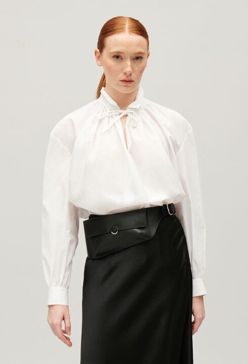 Bolso cinturón cuero negro