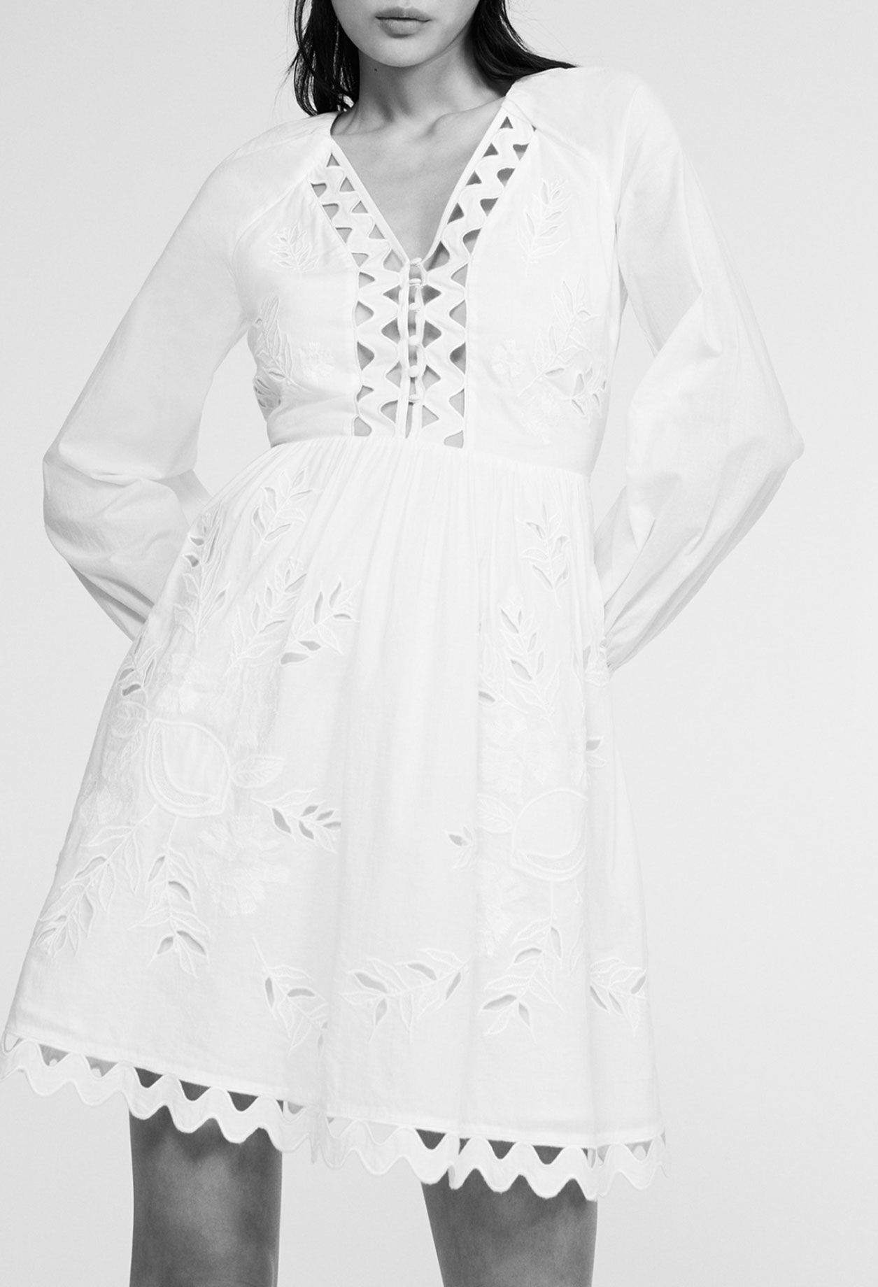 Vestido blanco calado