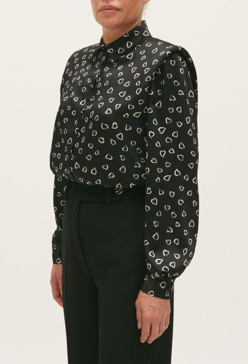 Camisa fluida estampada de corazones