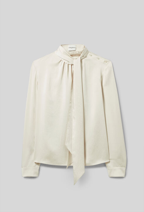 Blusa fluida con lazada al cuello