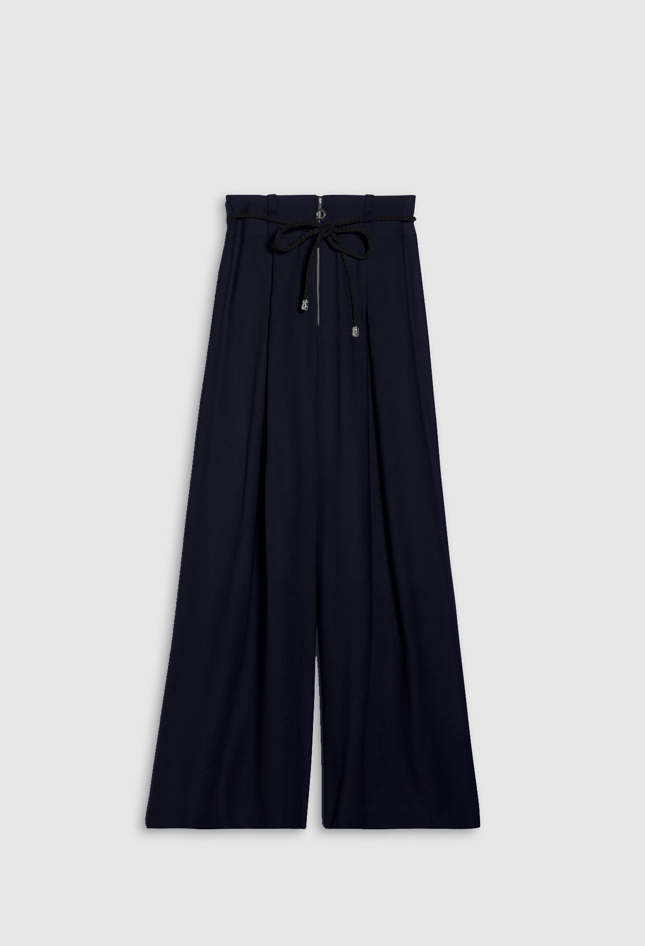 Pantalón largo con cinturón de cuerda