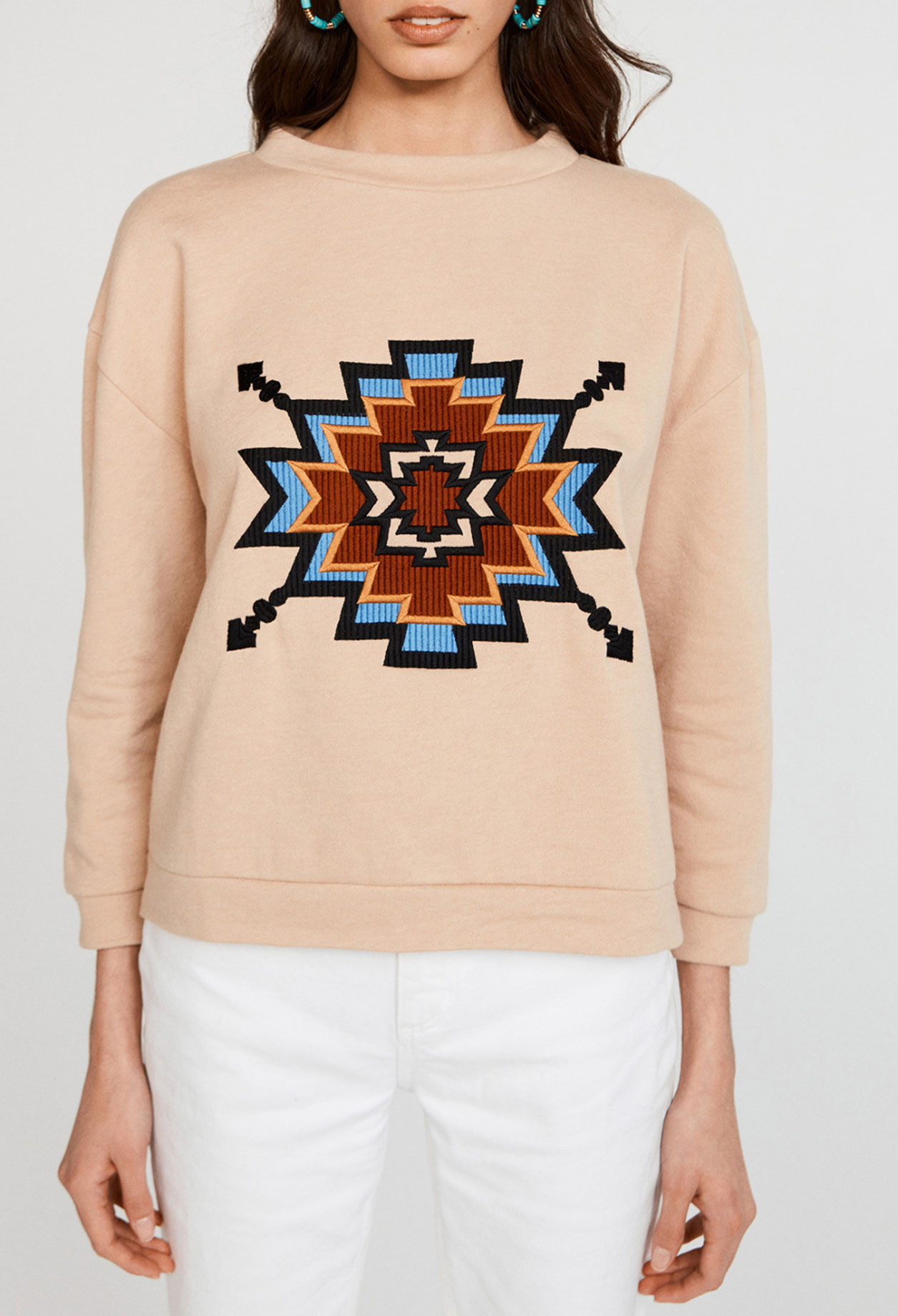 Sudadera bordada