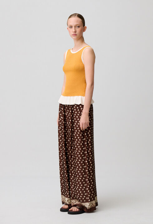 Top de punto cuello redondo