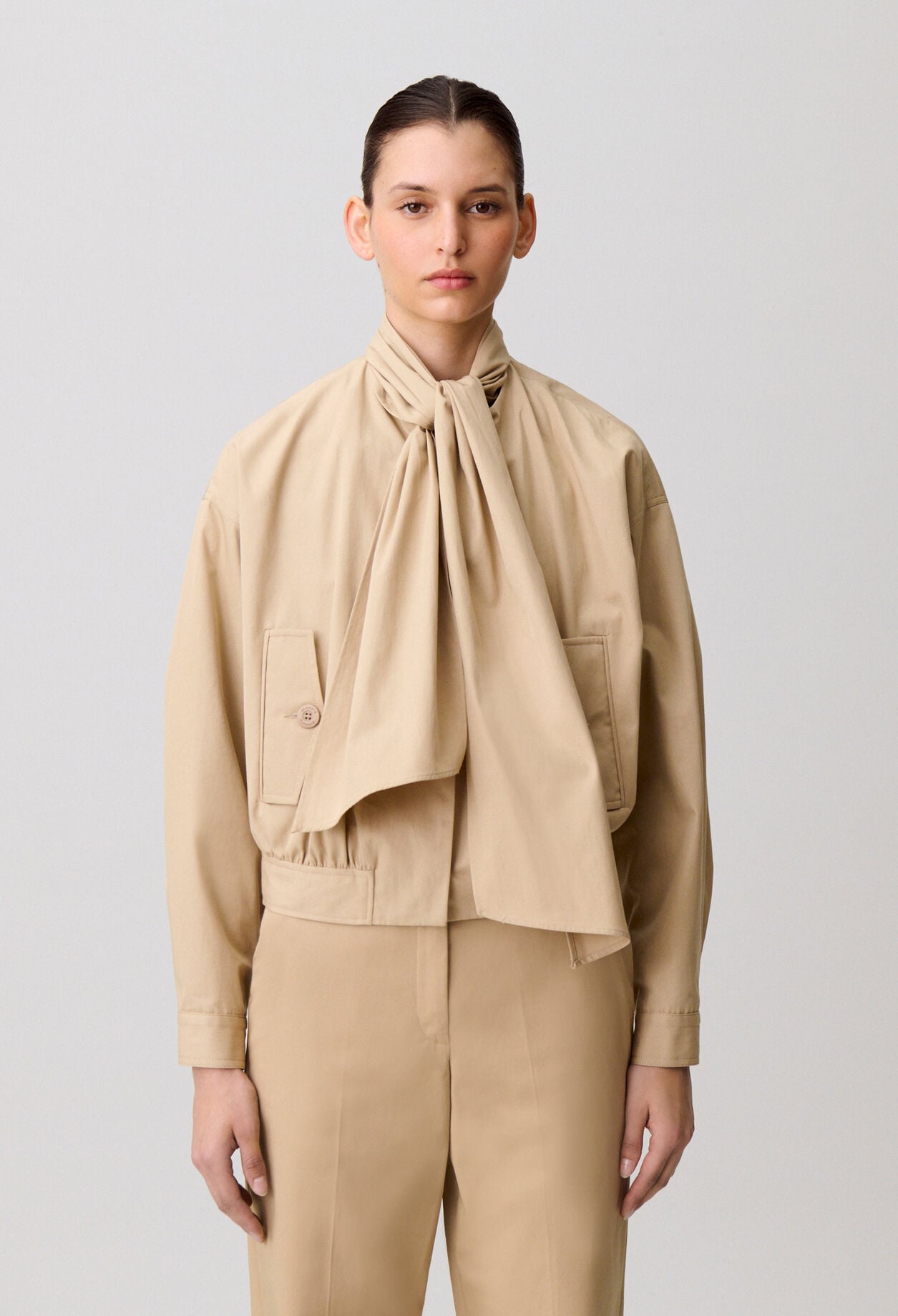 Trench corto