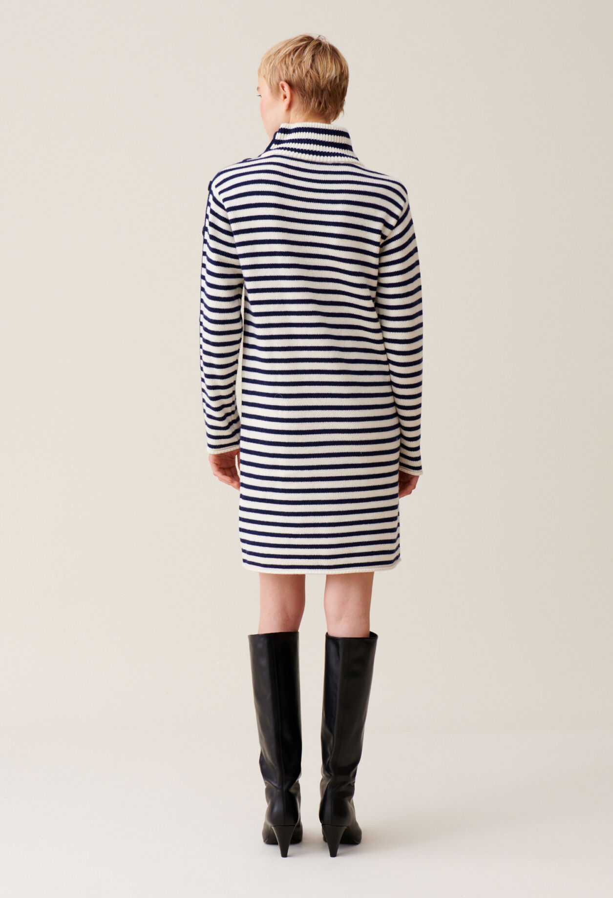 Vestido marinero punto cuello alto