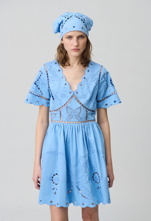 Vestido corto bordados de mariposas
