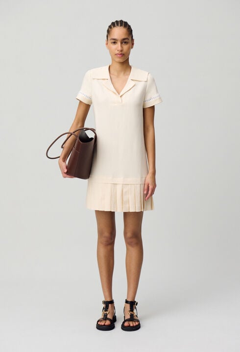 Vestido corto con pliegues