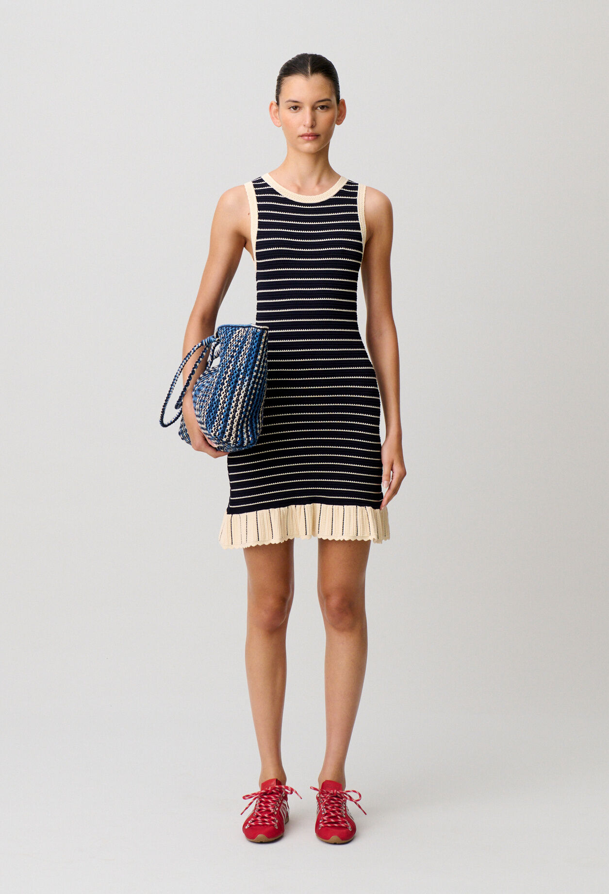 Vestido corto a rayas