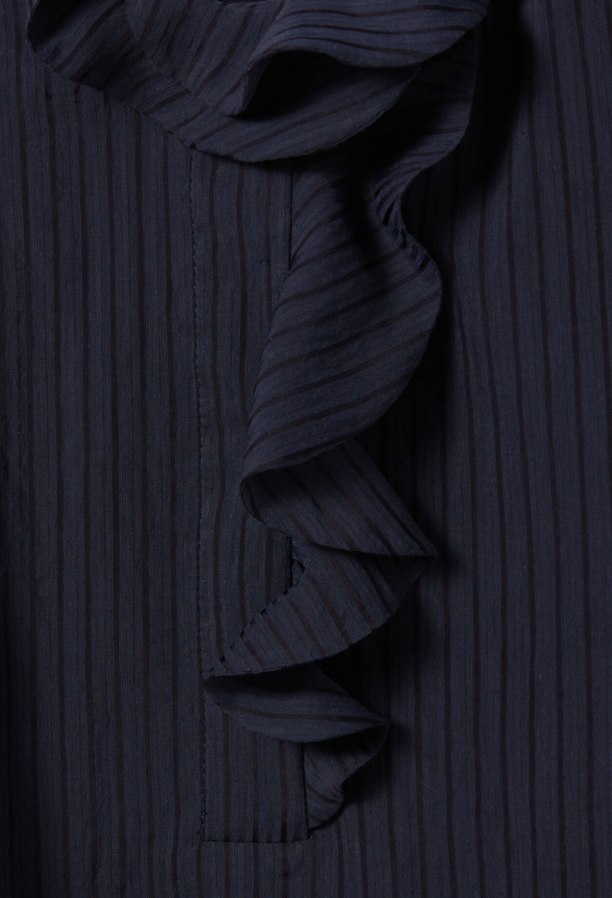 Blusa de rayas volantes azul oscuro
