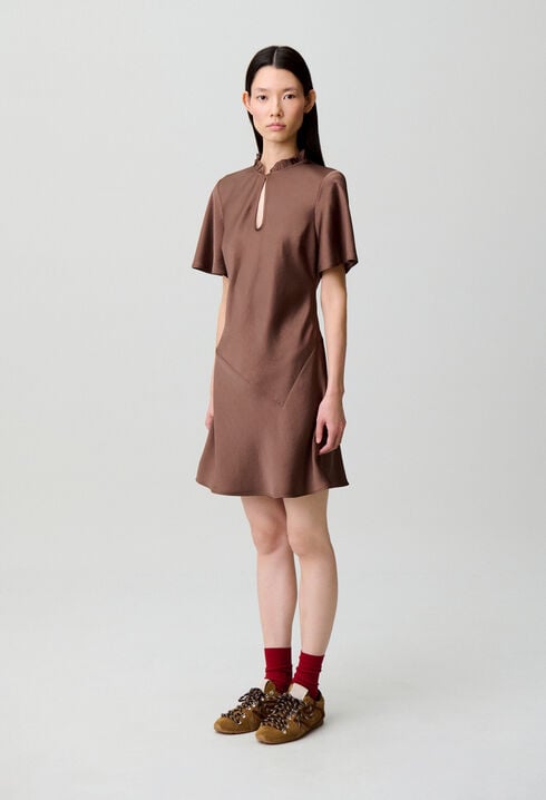 Vestido corto fluido