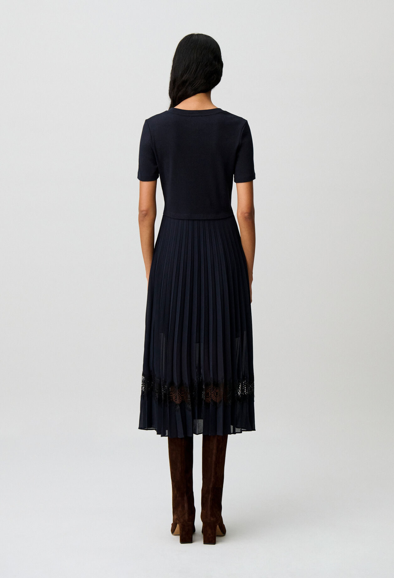 Vestido bimaterial negro y azul marino