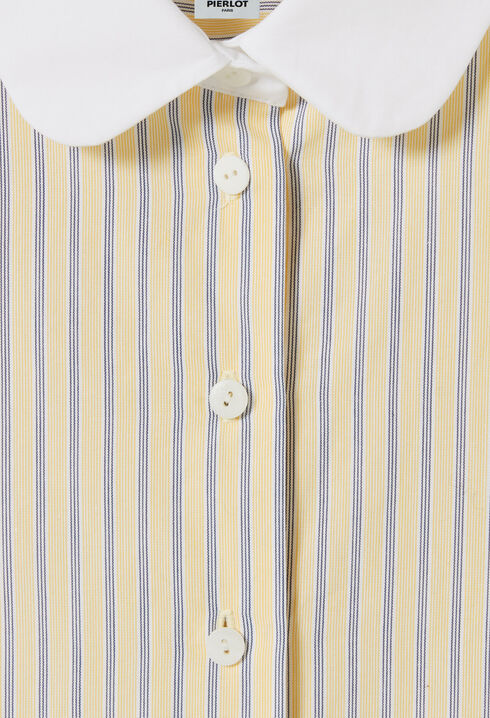 Camisa de rayas con cuello claudine