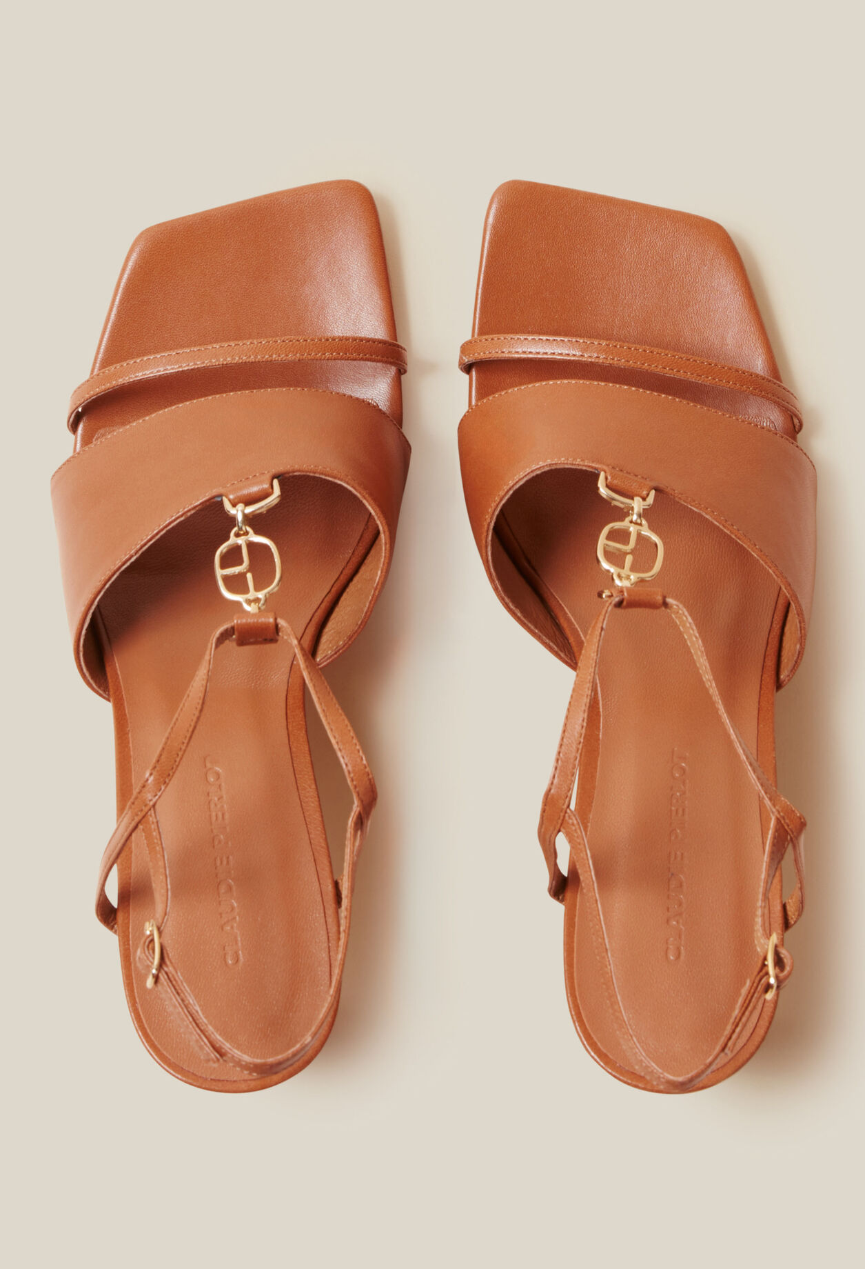 Sandalias de tac&oacute;n joya CP