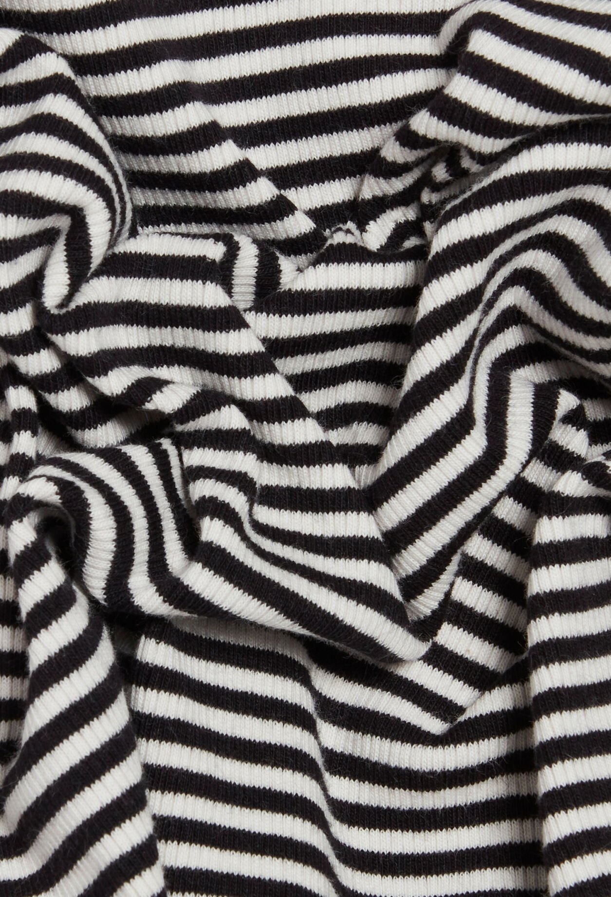 Camiseta a rayas de dos colores