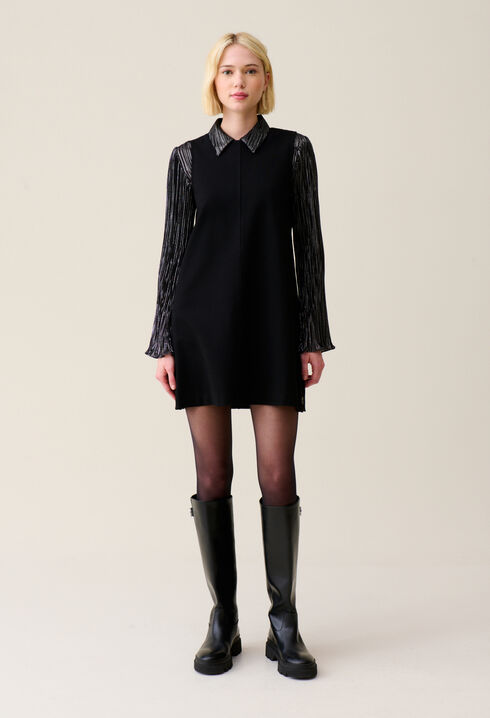 Vestido corto sin mangas