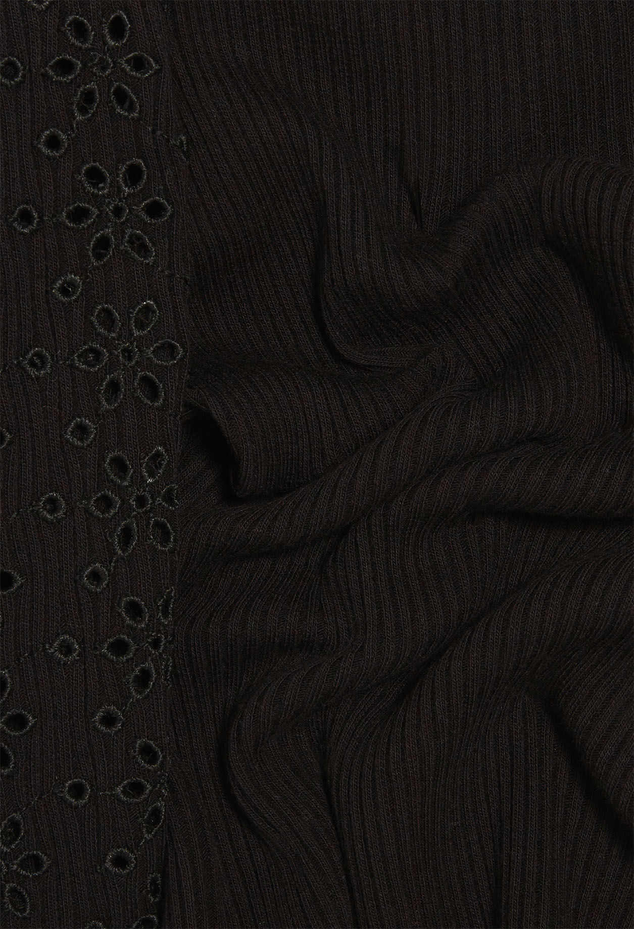 Camiseta bordada