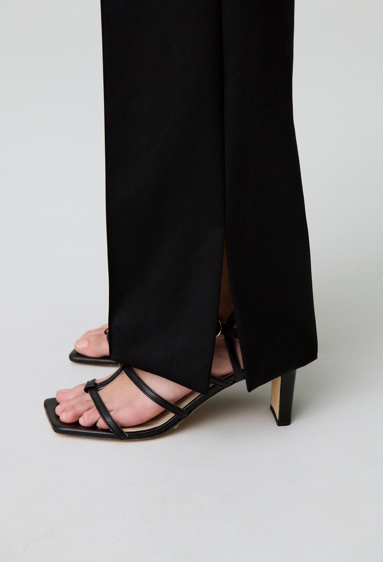 Pantalón recto satinado