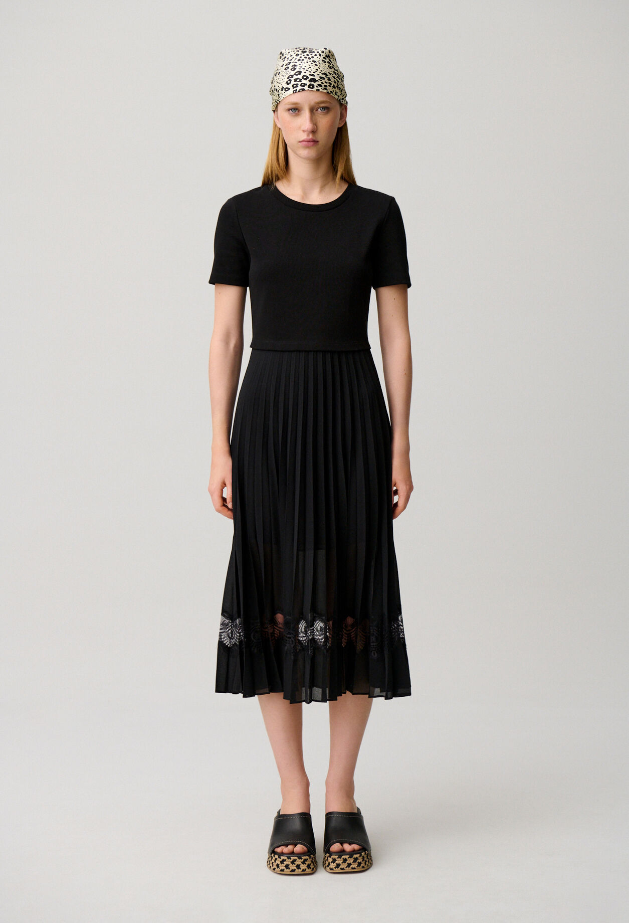 Vestido midi Twist bimaterial negro