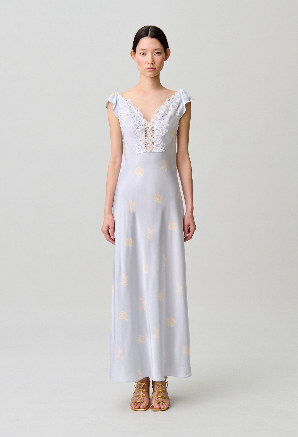 Vestido satinado de flores