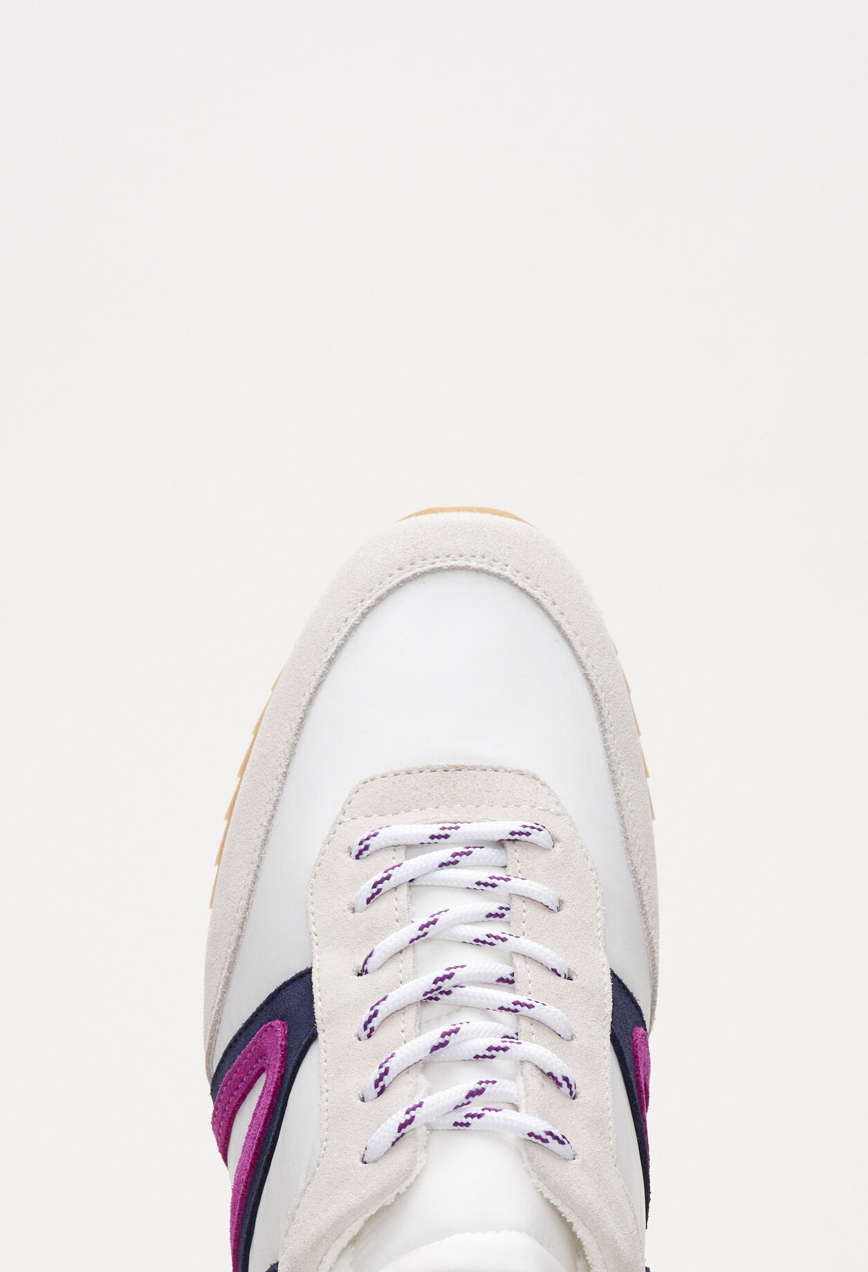 Zapatillas clásicas con cordones