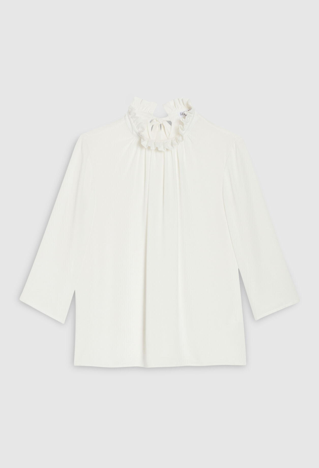 Blusa de cuello victoriano