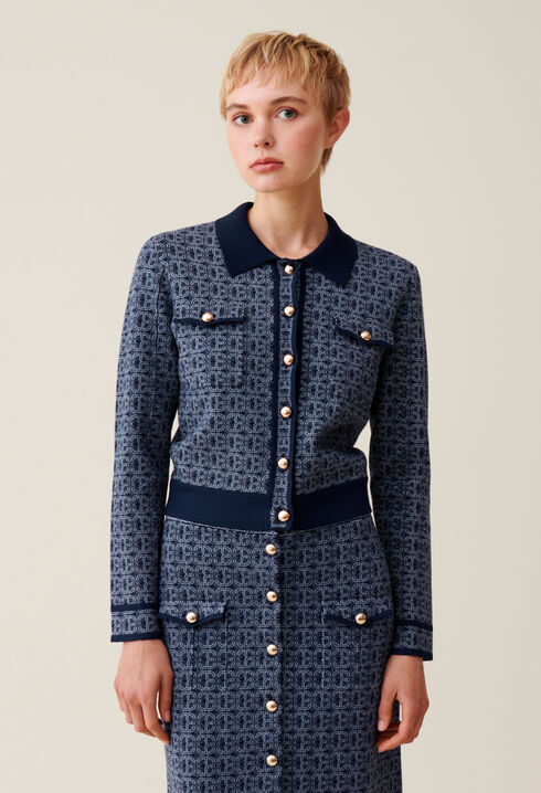 Cárdigan monograma CP cuello camisa