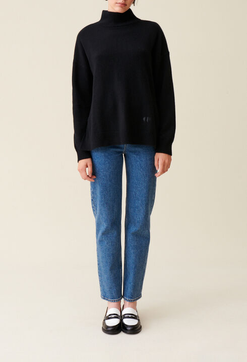 Jersey de cuello alto negro de cachemir