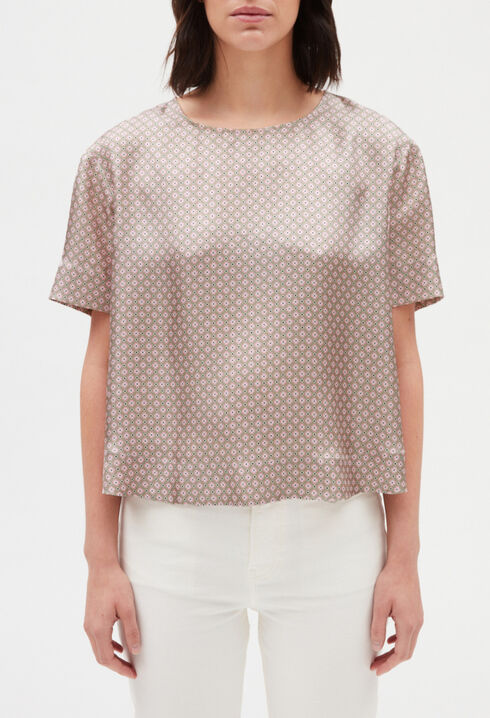 Blusa de seda estampada en rosa