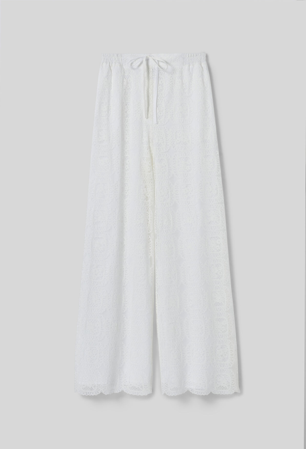 Pantal&oacute;n fluido con encaje