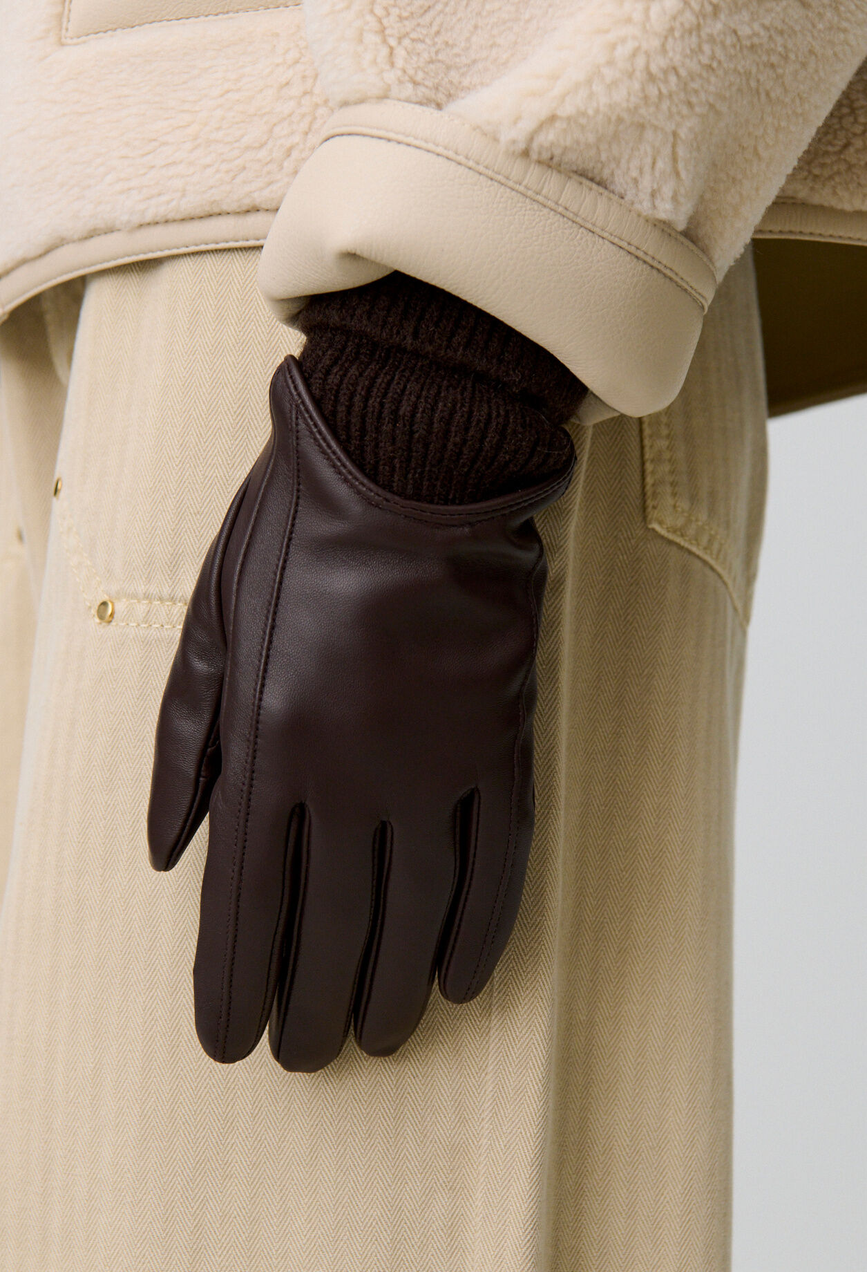 Guantes de cuero y malla