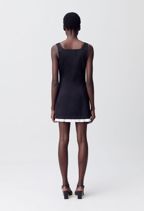 Vestido corto plisado