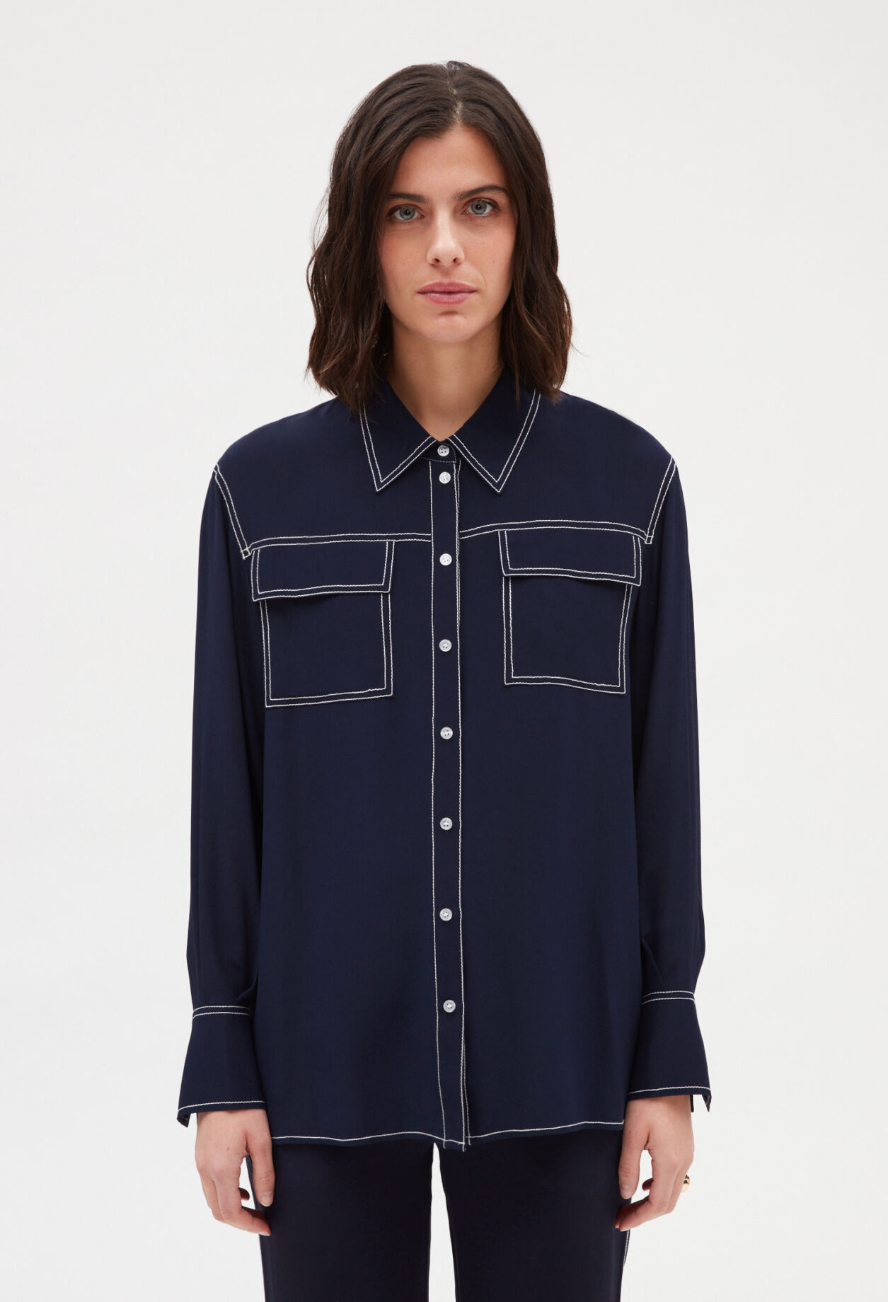 Camisa con manga larga en seda azul