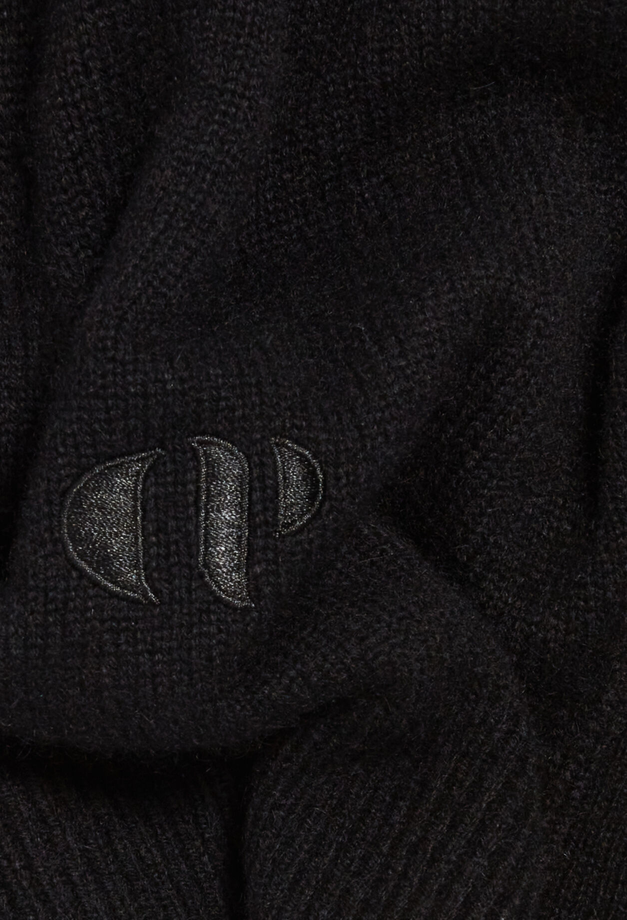 Jersey de cuello alto negro de cachemir