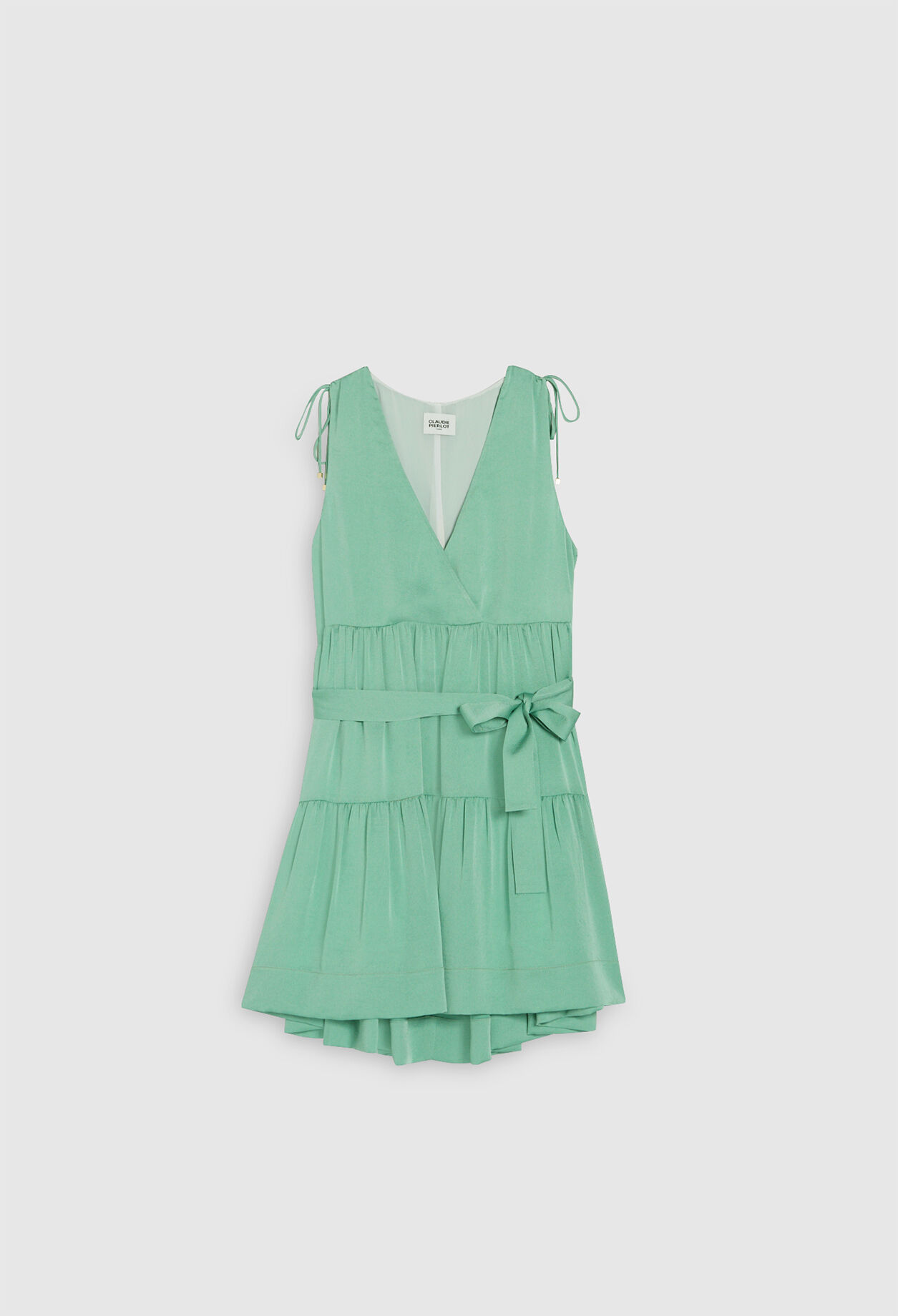 Vestido fluido entallado