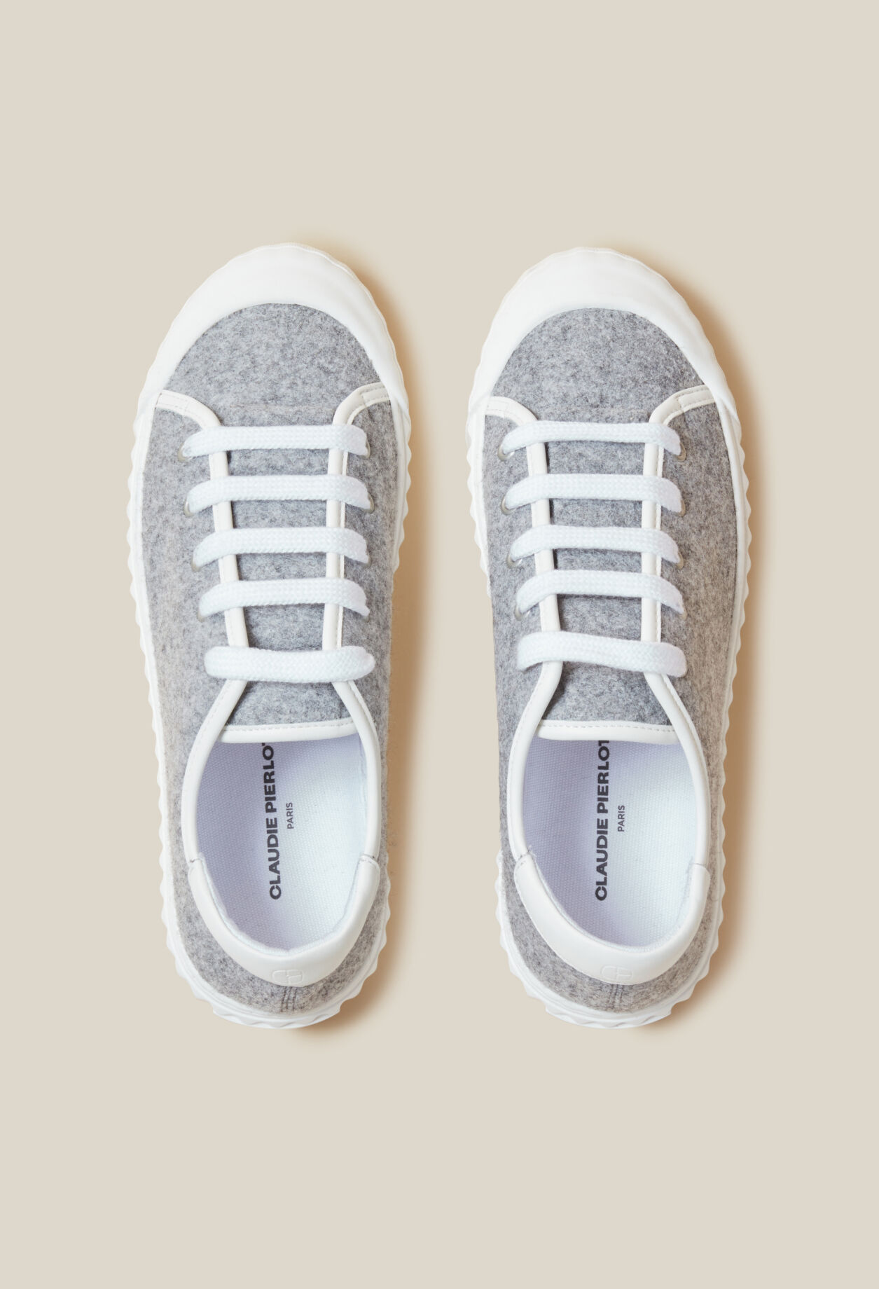 Zapatillas de fieltro gris