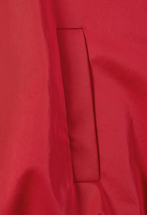 Cazadora corta satinada