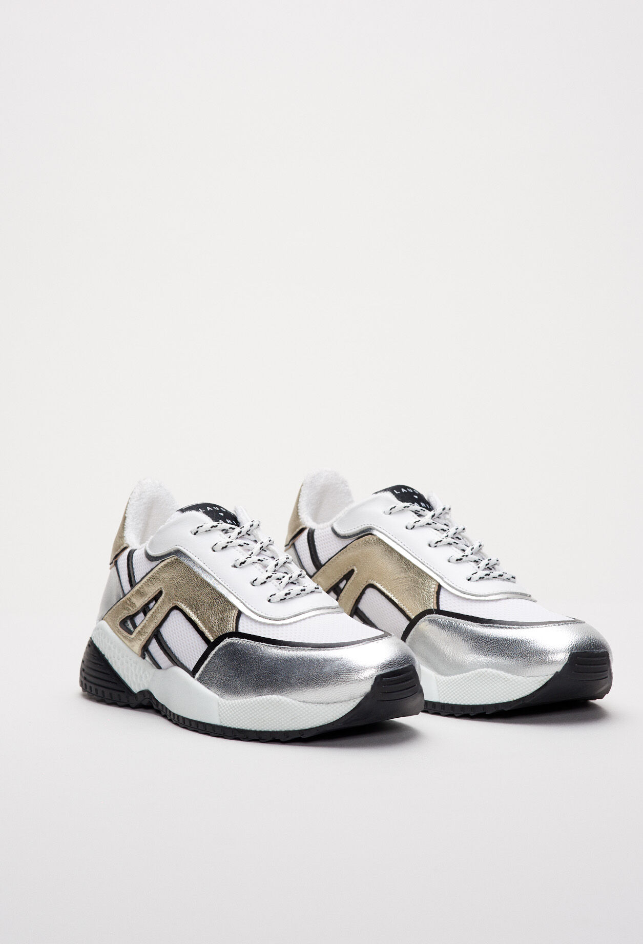 Zapatillas con motivo de metal