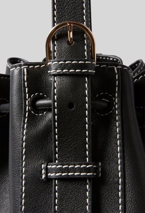 Bolso saco grande de cuero