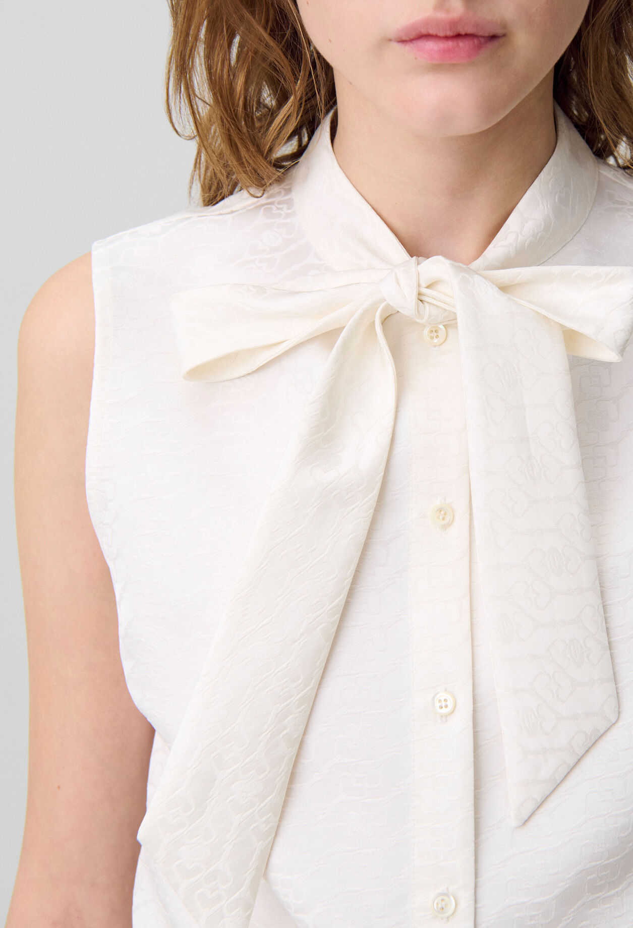Blusa sin mangas