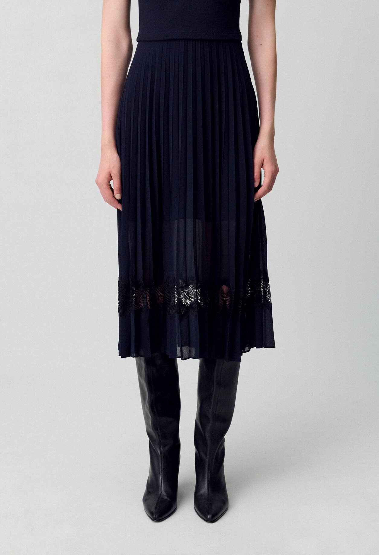 Vestido bimaterial negro y azul marino 