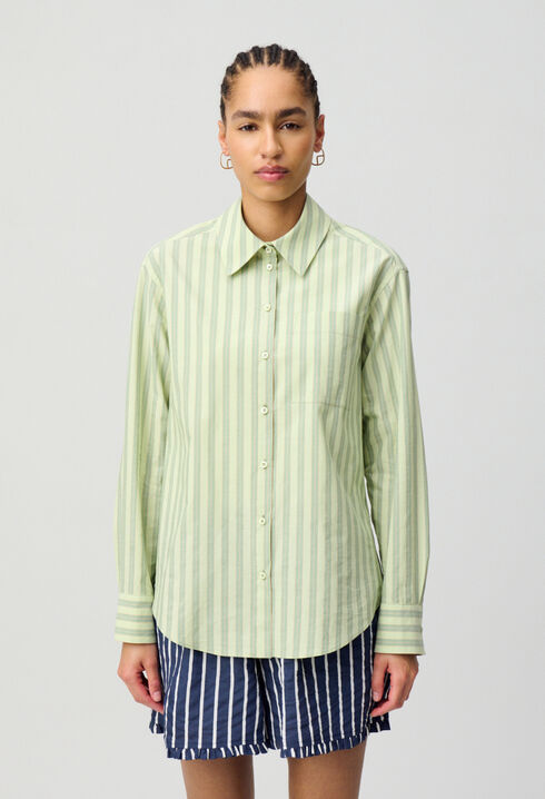 Camisa clásica de corte recto